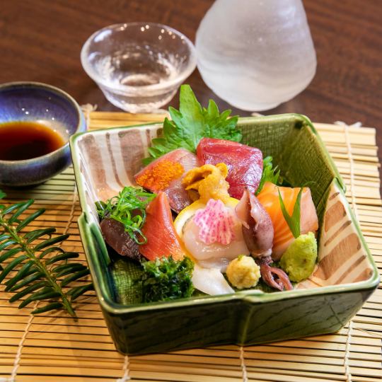 飲み放題付【利久厳選！自慢の海鮮と旬菜の料理コース】全7品⇒8,200円(税込)