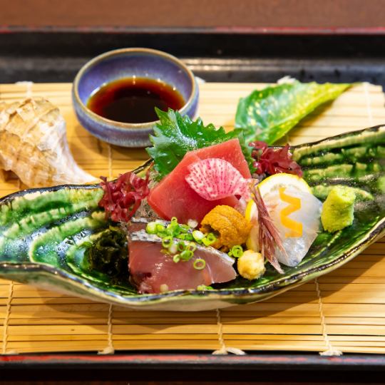 【飲み放題付き】太刀魚西京焼や鱧と野菜の天ぷらなど全7品　　8200円(税込)コース