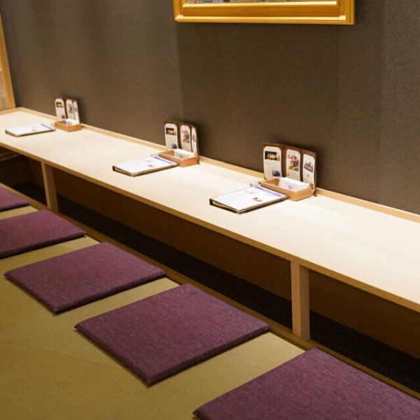 おひとり様や少人数での来店でも安心なスペースをご用意しています☆カウンター席はおひとりで楽しめ、またテーブル席では友人や家族と気兼ねなく過ごせます。周囲を気にせず寛げるよう配慮されたレイアウトで、静かに過ごしたい方にもおすすめ♪静かで上質なひとときをゆっくりとお過ごしいただけます。