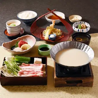 Sashimi and Tempura Set Meal with Hiyoshi Pork and Soy Milk Hot Pot