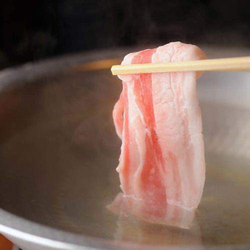 Echigo mochi pork shabu-shabu in Niigata ◎