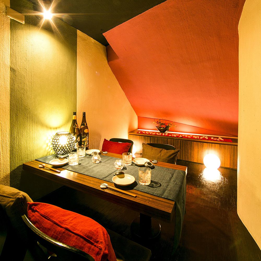 Private rooms are OK for 2 people ♪ The calm Japanese interior is perfect for dates!