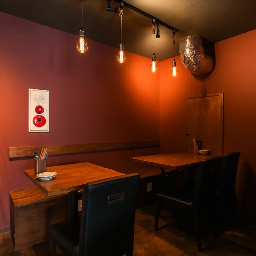 お洒落空間のモダン居酒屋