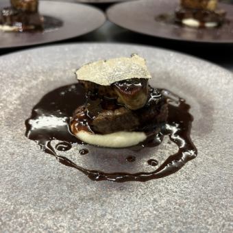 ～12/18【プレミアムペアリングコース】シェフが選んだ料理に合うアルコールを楽しむ税込￥22,000