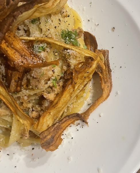 道産鶏、味噌、牛蒡のパスタ