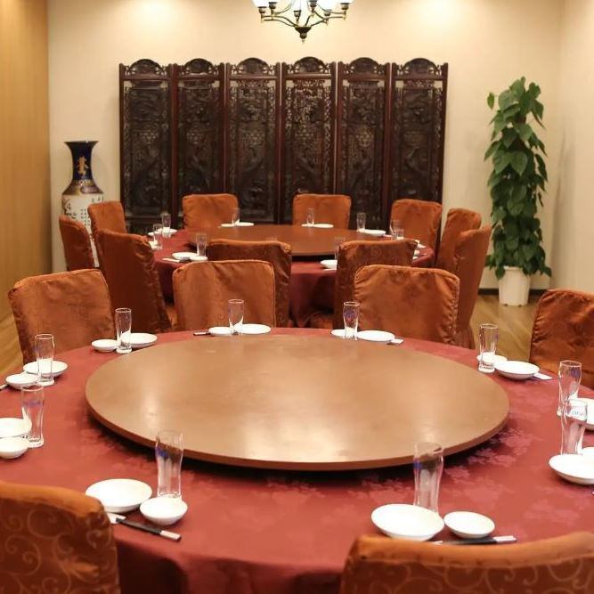 宴会最大65名様まで対応。円卓じゃないお席もございます。