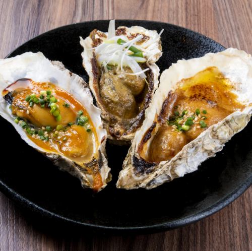 Three kinds of grilled oyster shells
