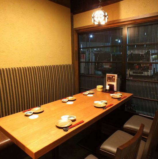 Completely private room seats can be used from 2 people * Popular for dates!