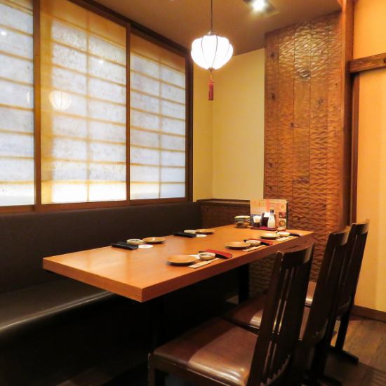 人数に応じた完全個室を完備。一軒家で作られた情緒ある和居酒屋