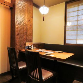 개인실 4명석×5 데이트나 조금 호화스러운 여자회 따위 GOOD★개인실 이외에도 4명석은 5석 준비!!