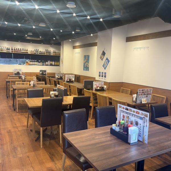 4人席、6人席ご用意しております！連結も可能のため、宴会利用も可能です！