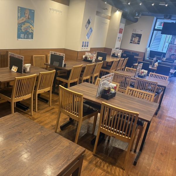 宴会利用におすすめの広々とした空間をご用意しております！