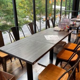 [2nd floor] <<8 people ~ OK>> There are also sofa seats where you can relax and enjoy yourself! Reservations are essential as the number is limited! There is also an all-you-can-drink option, so we recommend it to those who want to enjoy our specialty dishes.