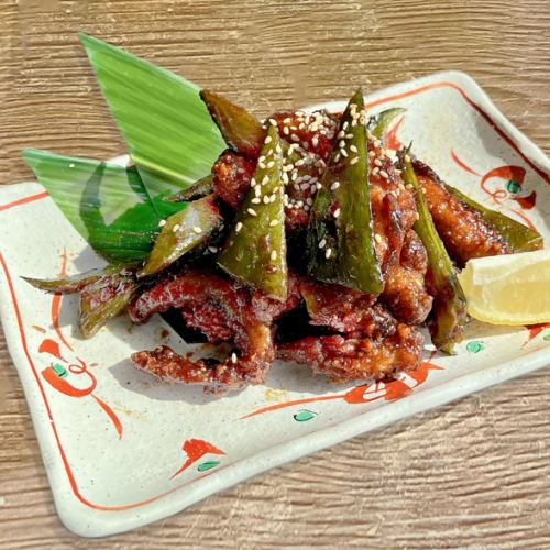 Sanriku wakame seaweed and squid stir-fried with garlic and soy sauce