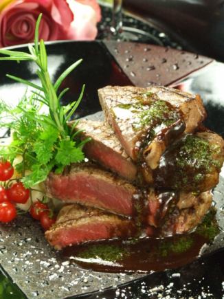 ◎記念日やご褒美に…シェフおまかせコース”8000円(税別)