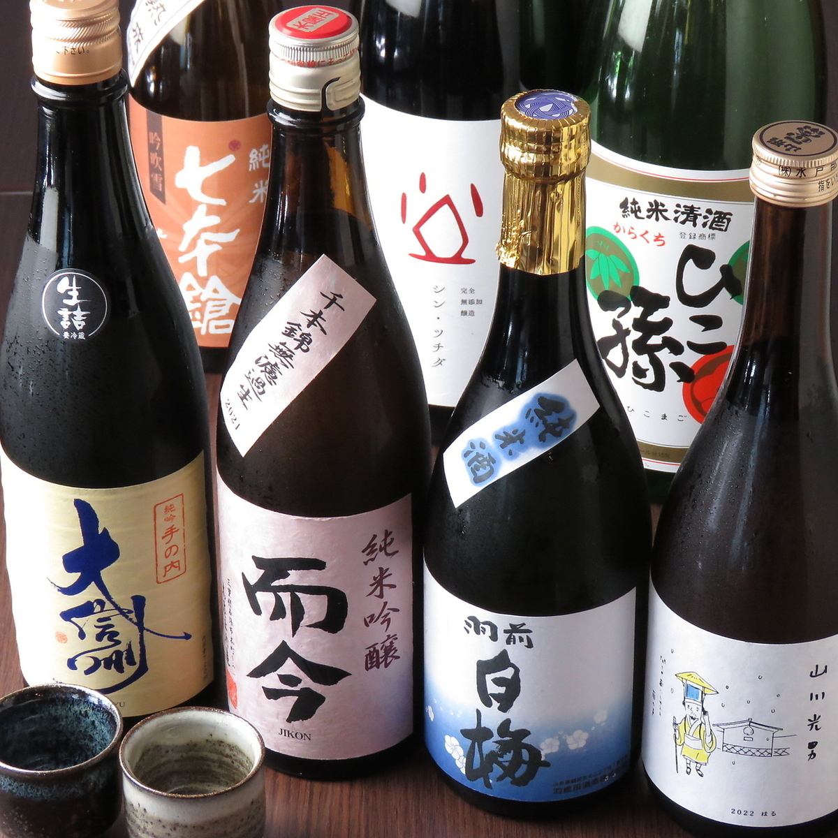 店主厳選のこだわりの焼酎や日本酒もご用意しております。