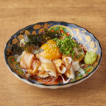 鶏ユッケ