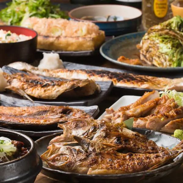 [宴會中受歡迎]炭烤當地雞肉和魚等8種菜餚「京之音套餐」3小時無限暢飲4,950日元⇒3,850日元