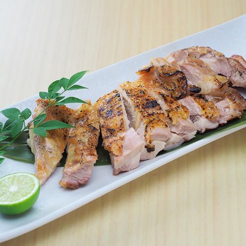 Grilled chicken thigh with Japanese pepper