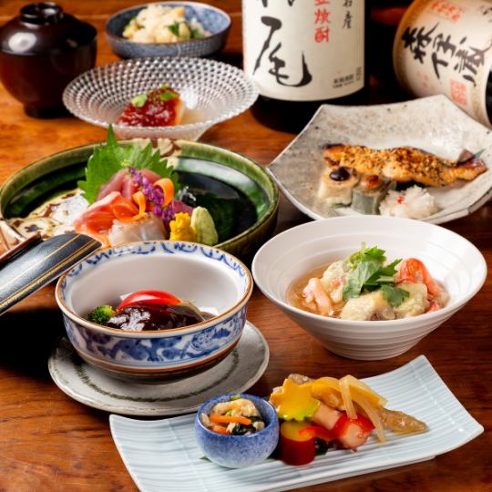 【90分飲み放題付】季節の旬菜、旬魚と豚の角煮、名物炙り鯖寿司付き！飲み放題付きコース8000円