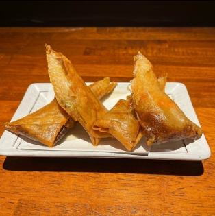 Shrimp spring rolls