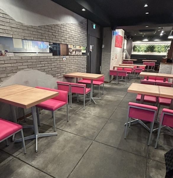 ＜大阪メトロ各線＞本町駅24出口から徒歩すぐでアクセス良好◎テーブル席、ベンチシート席、テーブル席をご用意しており、宴会やサク飲みなど様々なシーンに合わせてご利用いただけます。皆様のご来店を心よりお待ちしております。