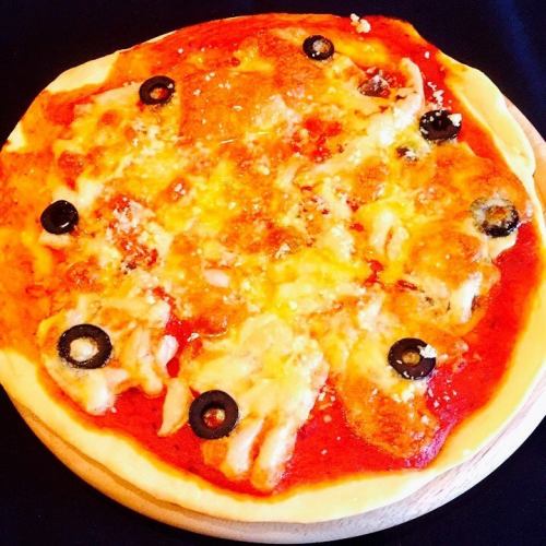 橄欖鳳尾魚披薩