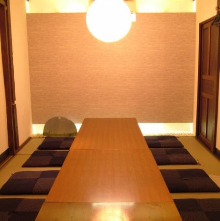 We also have tatami seats available for parties!This restaurant is perfect for parties with a large number of people, where you can enjoy luxurious crab dishes!You can relax and relax without worrying about your surroundings.Our special course meals will satisfy your hunger♪ If you want to have a good time with friends, please come to our restaurant! *All seats in the restaurant are non-smoking.