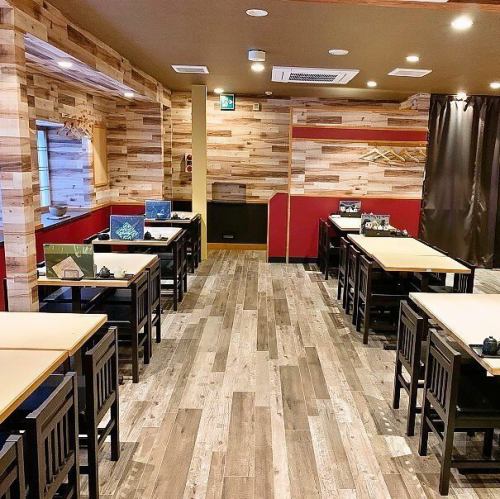 [2nd floor] You can enjoy yakitori and local sake comfortably in the open and bright interior.It is fashionable with a natural modern image that does not look like an izakaya.Up to 60 people can be reserved on this floor.Please do not hesitate to contact us.