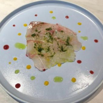産地直送魚のカラフルカルパッチョ