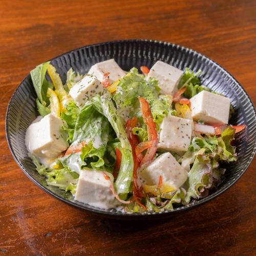 胡麻だれ豆腐サラダ