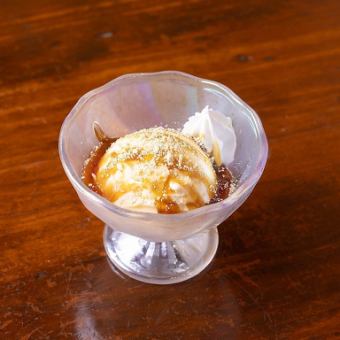 검은 꿀 콩가루 아이스