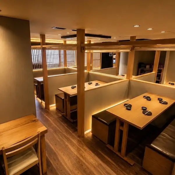 【宴会向けのお席ご用意♪】各種宴会の様々なシーンでご利用いただけます！大人数宴会などご要望くださいませ。【トリサカナ神戸三宮 /トリサカナ /神戸グルメ /三宮居酒屋 /兵庫グルメ /焼鳥好き /寿司好き /もつ鍋 /食べ飲み放題 /コスパ居酒屋 /飲み会スポット /宴会居酒屋 /駅チカグルメ /海鮮好き /グルメ好き】