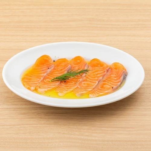 サーモンカルパッチョ