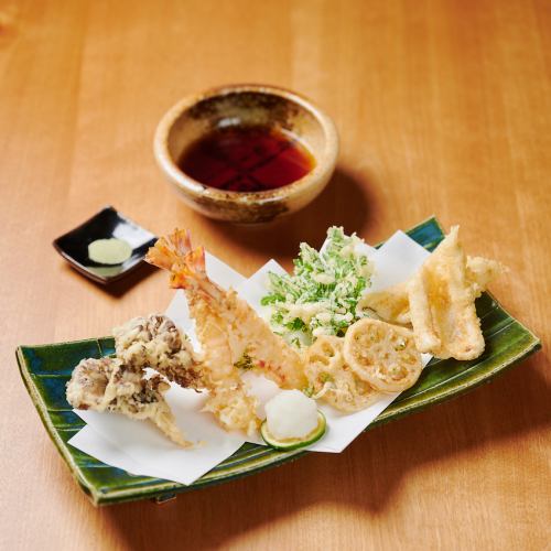 Enjoy the crispy tempura fried in the highest quality sesame oil!