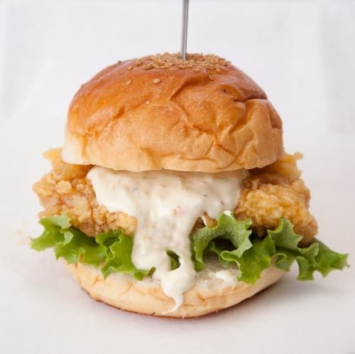 クリスピーチキンタルタルチーズバーガー