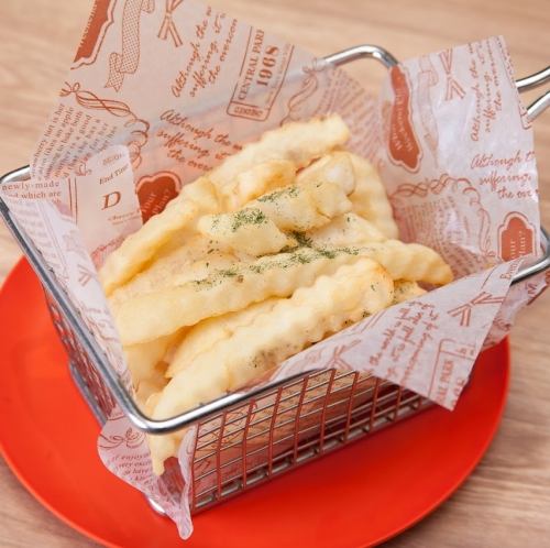 クリンクルカットポテトフライ 