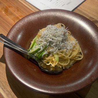 しらすとアスパラのパスタ