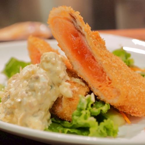 サーモンレアカツ