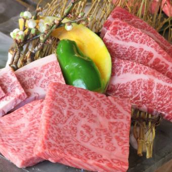 【品尝大量严选和牛！特别套餐】14道菜品3,850日元