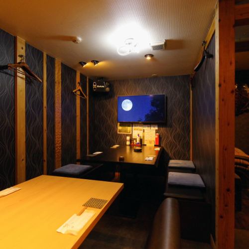 10名までの個室はカラオケ付!