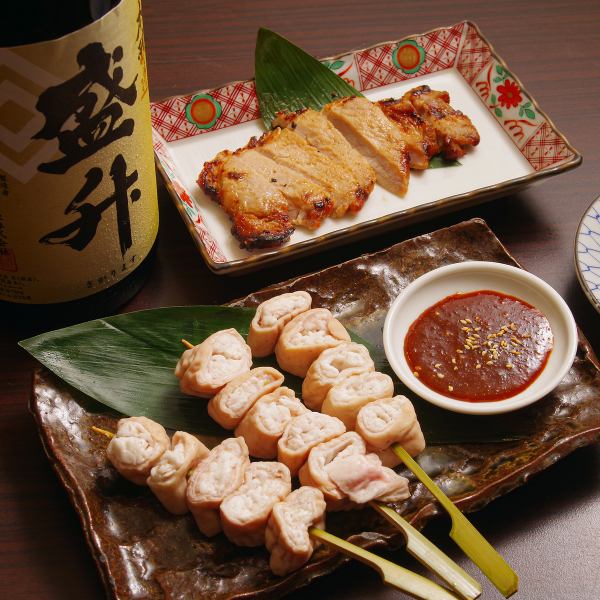 【当店自慢のメニュー】厚木名物ホルモン堪能！ツヤツヤと輝く甘い脂は至福の味わい♪サク飲みのお供にも☆