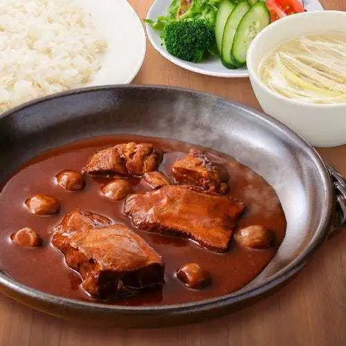 호화 스튜 정식