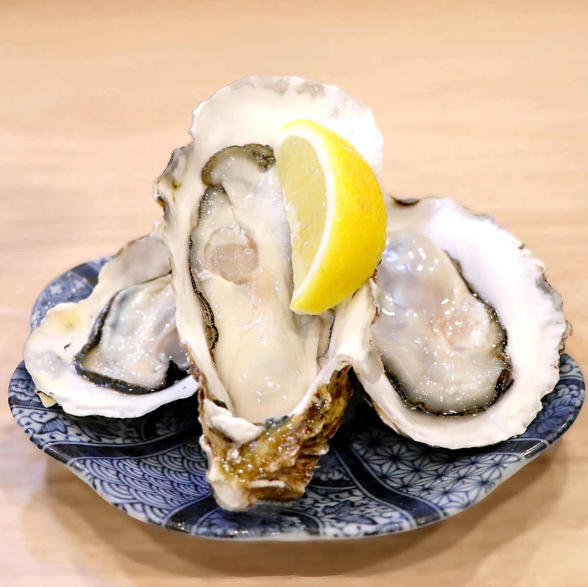 生・焼・揚で牡蠣を食べ尽くす!