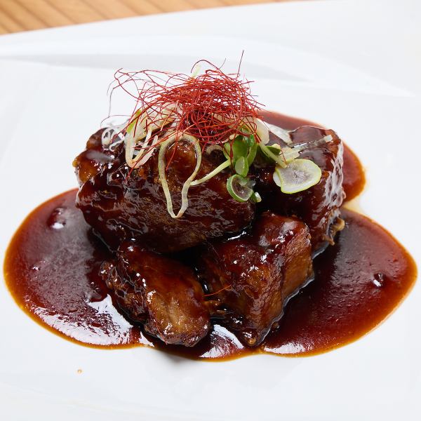 経験豊富なシェフが手掛ける極上のアラカルト中華