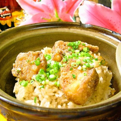 Paikaji's specialty! Earthenware rice white fish / bird nankotsu and cheese / pork egg / squid ink