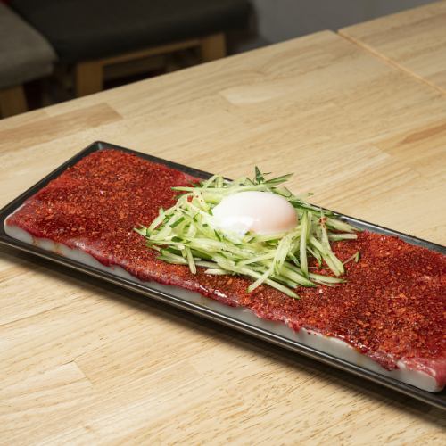 名物！馬肉レッドカーペット
