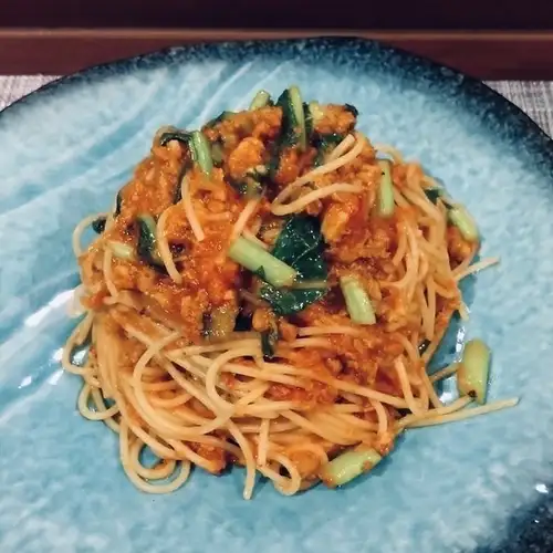 シェフ気まぐれパスタ（オイル、クリーム、トマト)