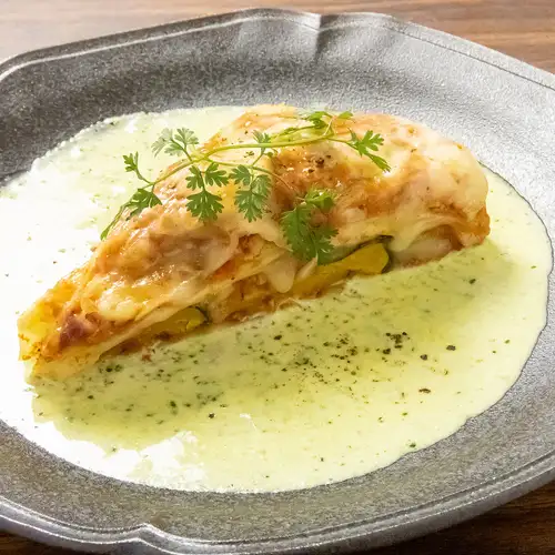 ビストロのラザニア