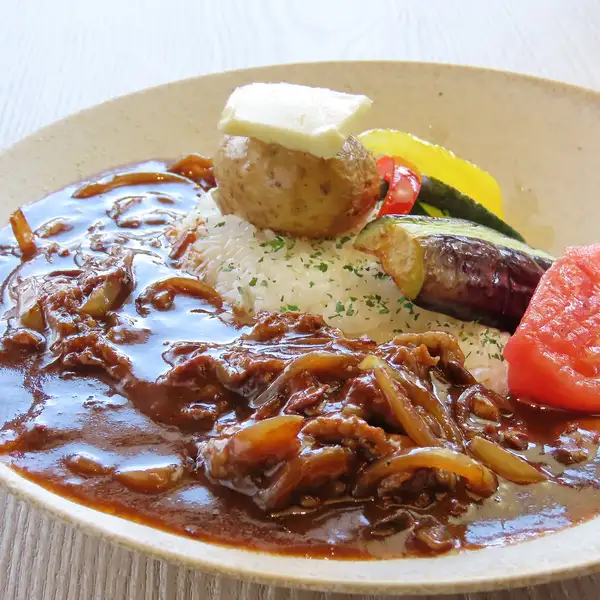 お子様連れのご来店も大歓迎です!パンケーキや玉子サンドなどお子様が大好きなメニューを豊富に取り揃えており、小学生以下のお子様にはキッズプレートもご用意しております!ランチタイムをゆったりとお過ごしください♪